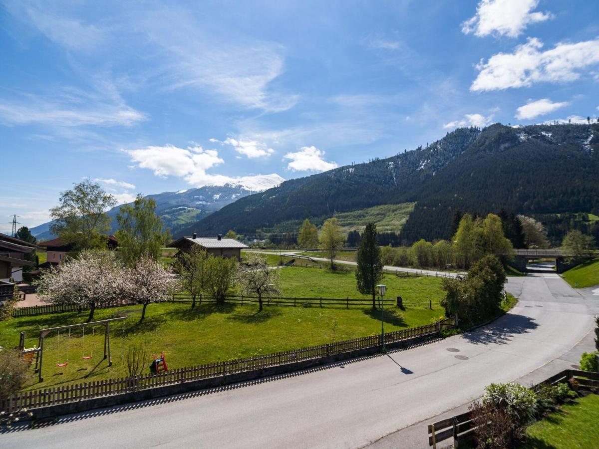 Modern Apartment Near Ski Area In M Hlbach Dorf  Eksteriør bilde